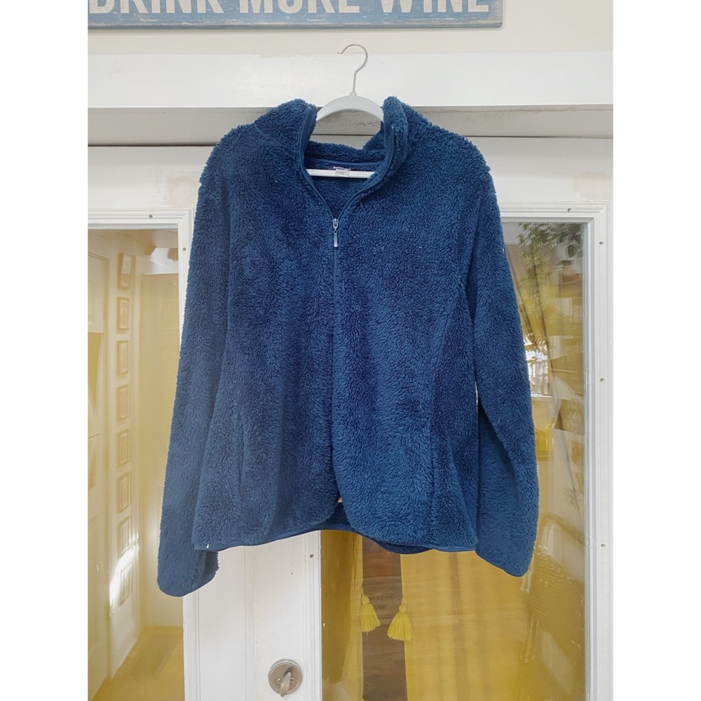 Dark Blue fuzzy comfy/cozy Slipover! Perfect for winter and very warm